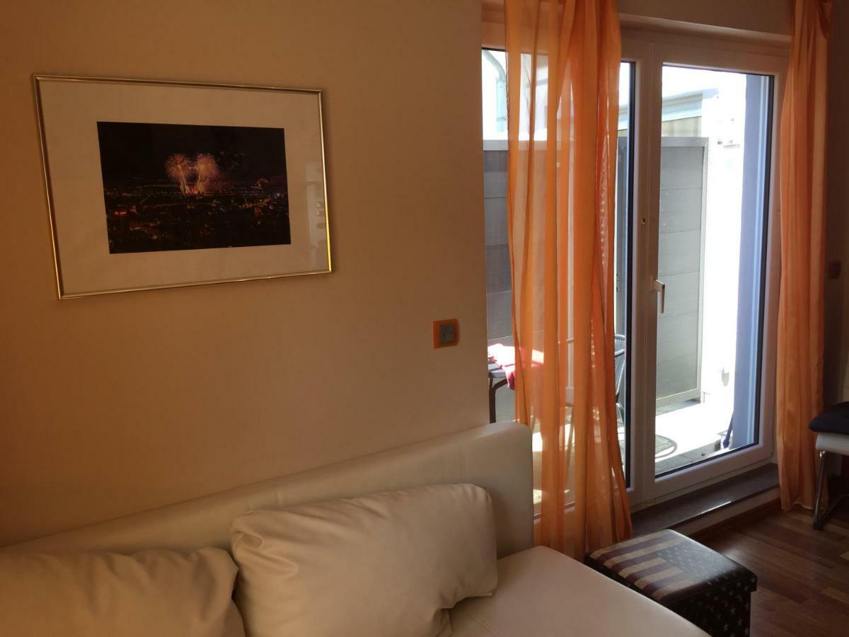 Apartment Leon บอนน์ ภายนอก รูปภาพ